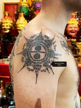Sakyant Arjarn Fluke | sak yant, sak yant tattoo, sak yant bangkok, sak yant designs, sak yant meaning